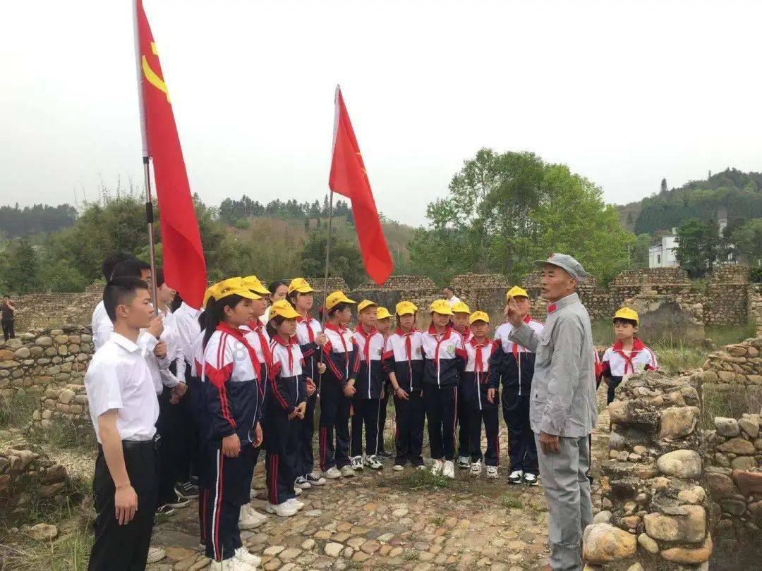 首份全国性AMC年度业绩预告出炉  中国华融经营业绩扭亏为盈